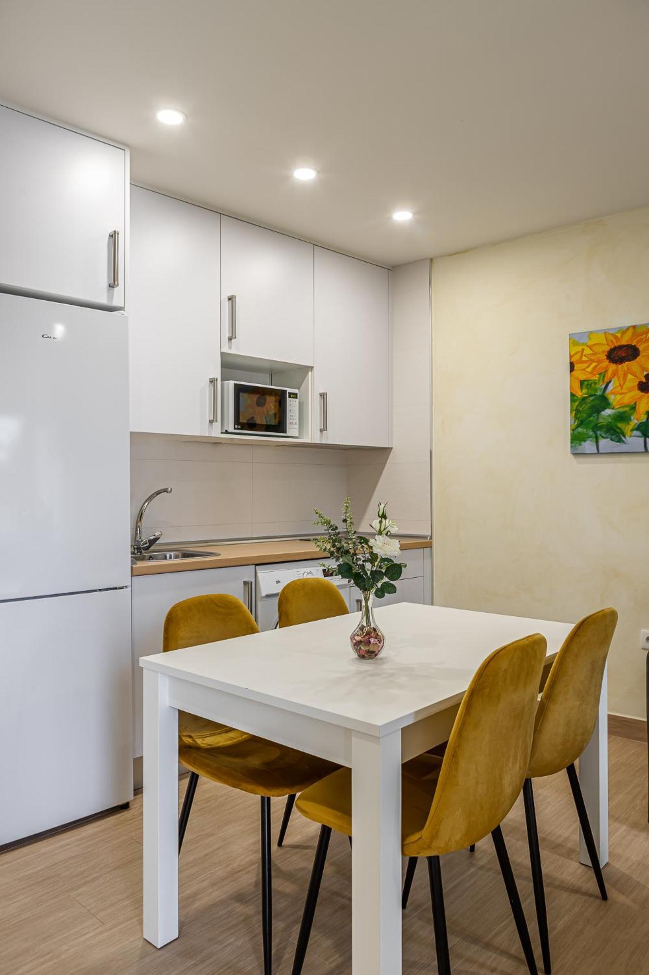 Jardines - Apartamentos & Estudio Сиемпосуелос Екстериор снимка